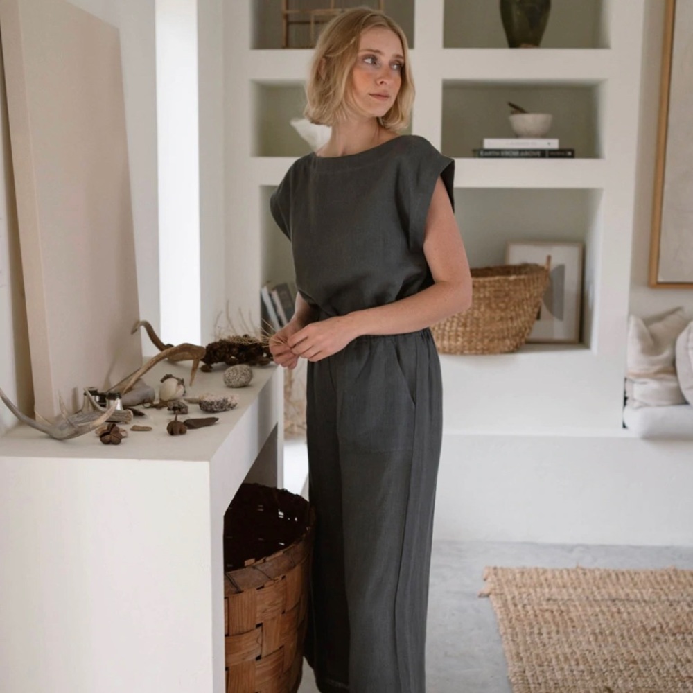 Laude the Label - Everyday Top - Mineral